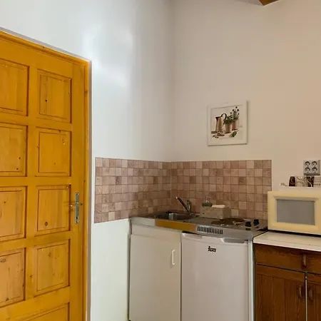 Konukevi Rigo Vendeghaz Es Rendezvenyterem Orosháza